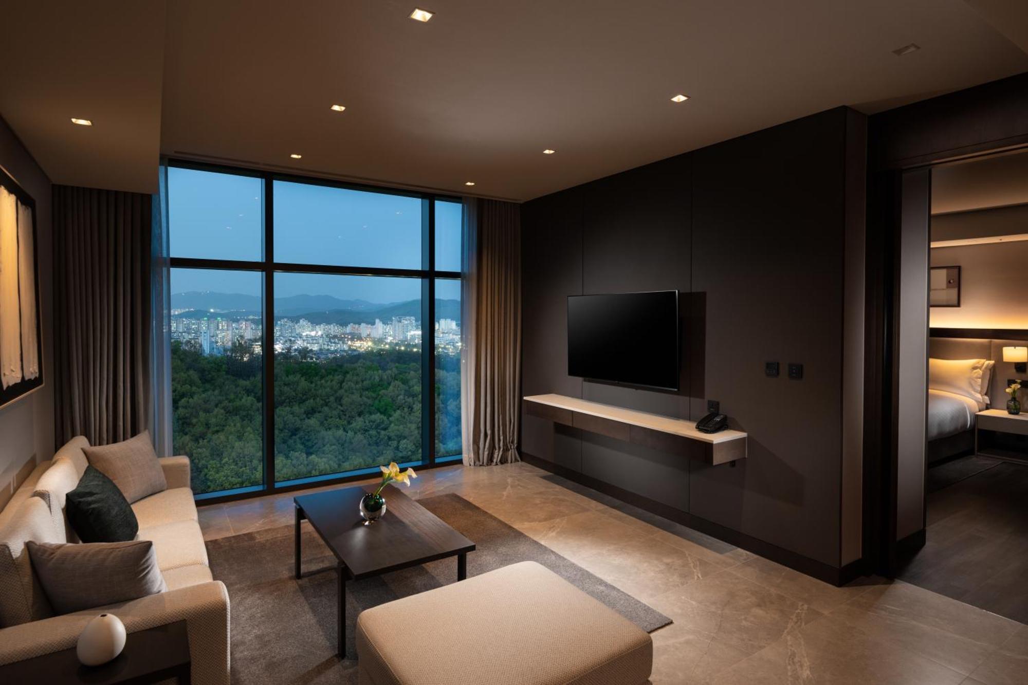 Doubletree By Hilton Seoul Pangyo Residences Seongnam Exterior photo